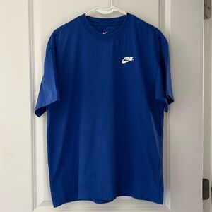Nike Tee
